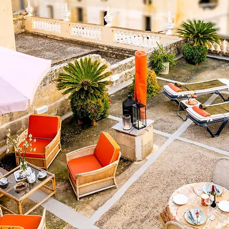 In Luxurious Maltese Townhouse 3* Żejtun