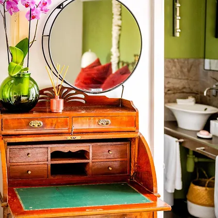 In Luxurious Maltese Townhouse ゲストハウス Żejtun