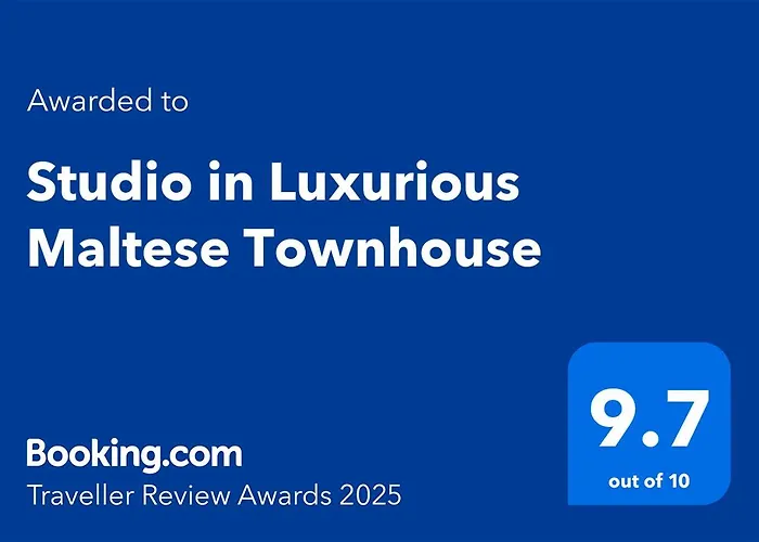 In Luxurious Maltese Townhouse Pensiune 3*